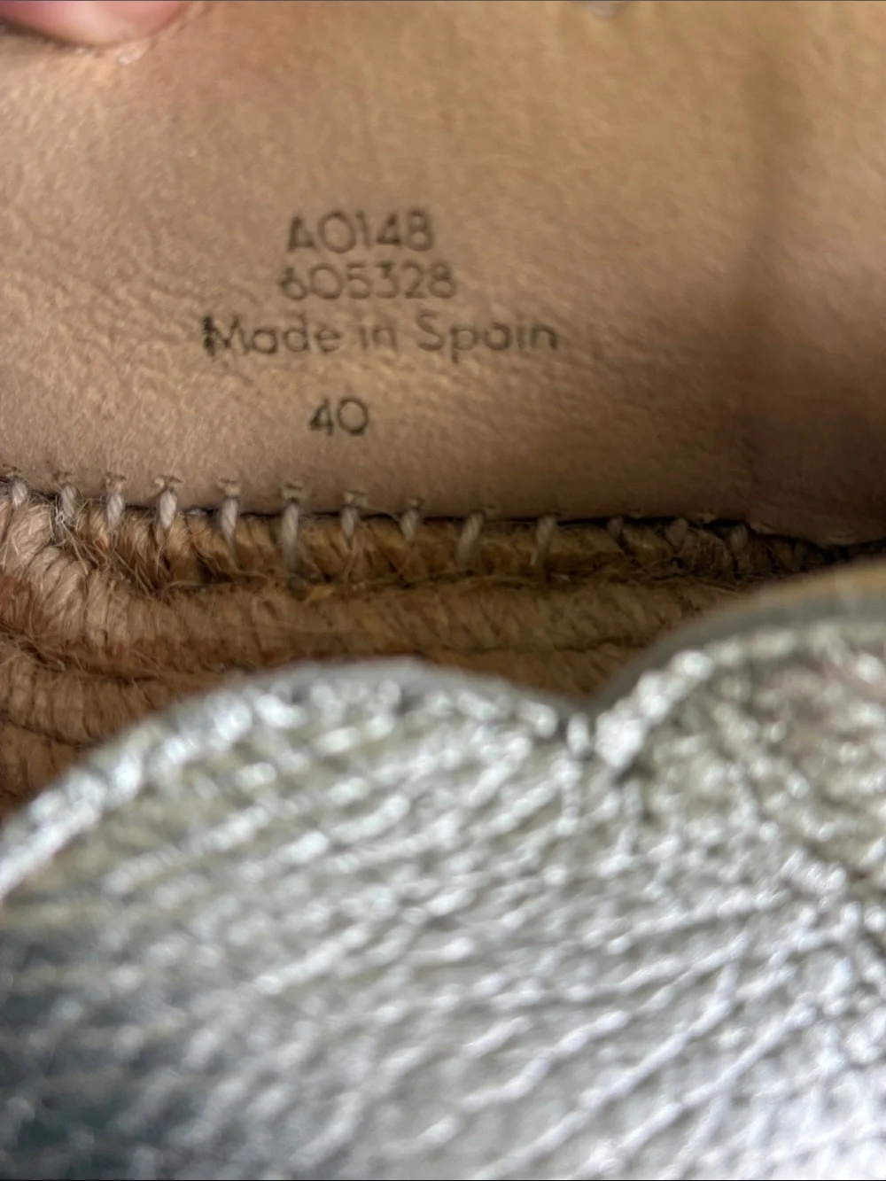 Boden Metallic Silver Espadrille Slip-Ons Scalloped 40/ 8.5